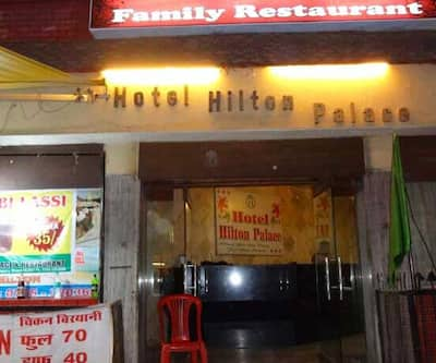 https://imgcld.yatra.com/ytimages/image/upload/t_hotel_yatra_city_desktop/v1433933132/Domestic Hotels/Hotels_Bhopal/Hotel Reshumrao/Overview.jpg